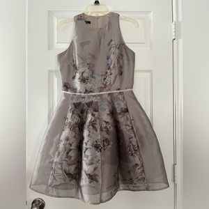 Beautiful grey dress (used once)